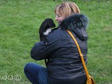 Luna in braccio alla sua "mamma"