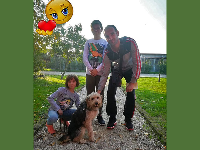 Ary con la sua famiglia nuova!