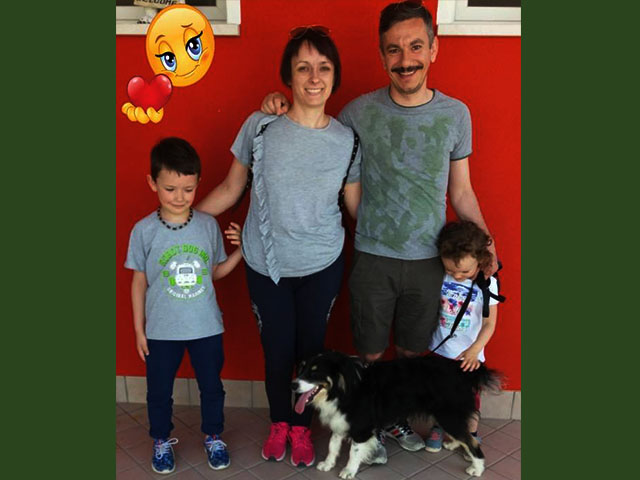 Monly con la sua bella famiglia